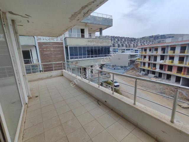 Kuşadasi, Aydin içerisinde satılık mülk