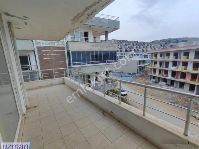 Kuşadasi, Aydin içerisinde satılık mülk