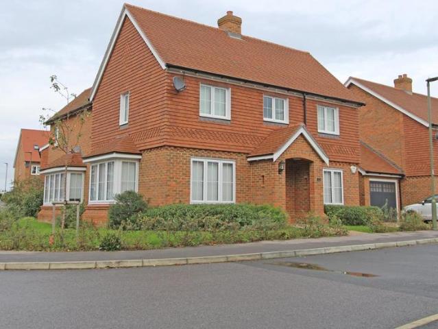 House for rent in Tattenham Corner, Red Hill