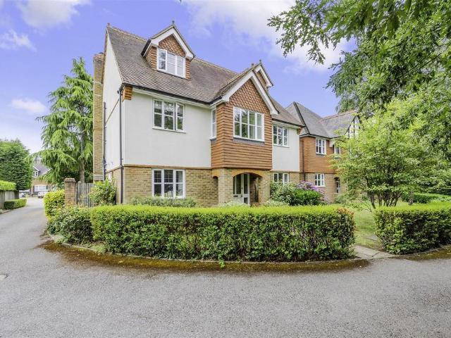House for rent in Red Hill, Surrey