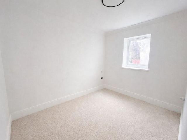 Apartment for rent in Falcon Lodge, Wales