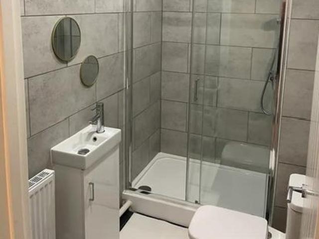 Apartment for rent in Falcon Lodge, Wales