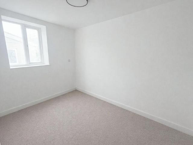 Apartment for rent in Falcon Lodge, Wales