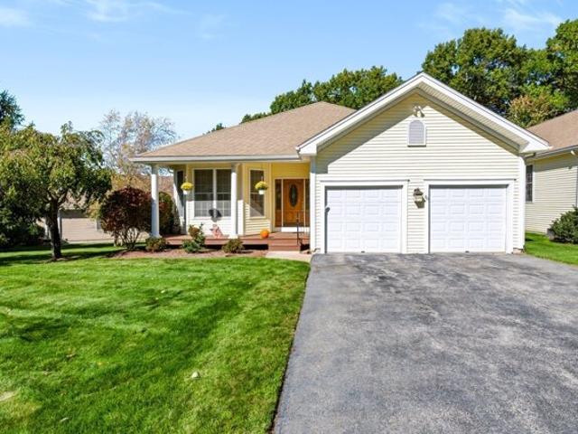 Condo for sale in Uxbridge, Worcester County