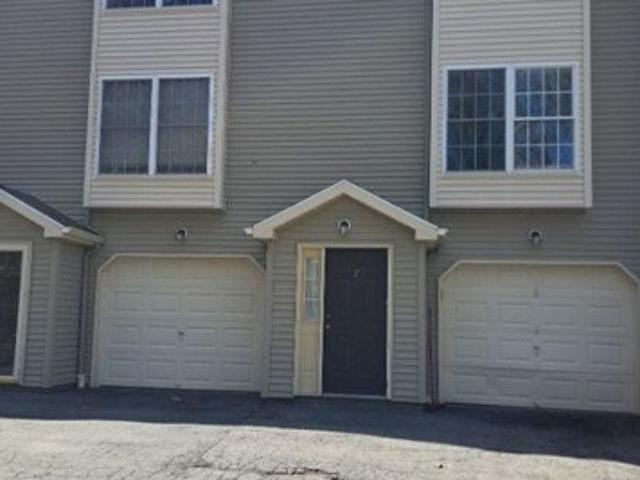 Condo for sale in Waterbury, Connecticut