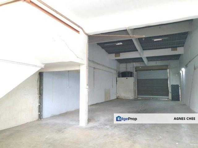 Warehouse for sale in Selayang, Selangor