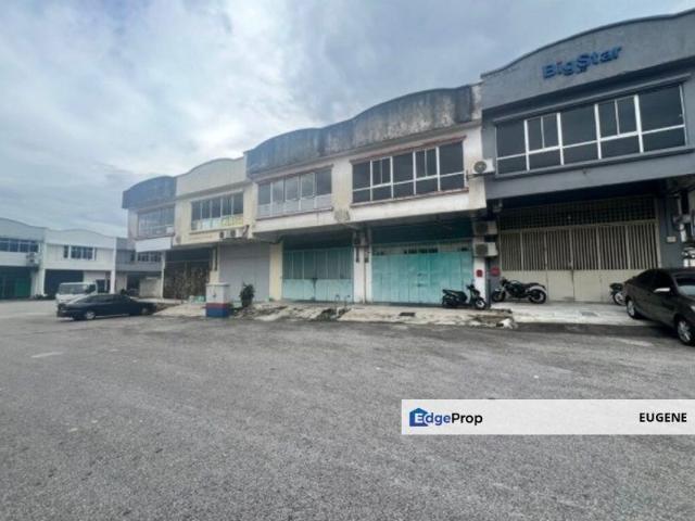 Warehouse for sale in Selayang, Selangor