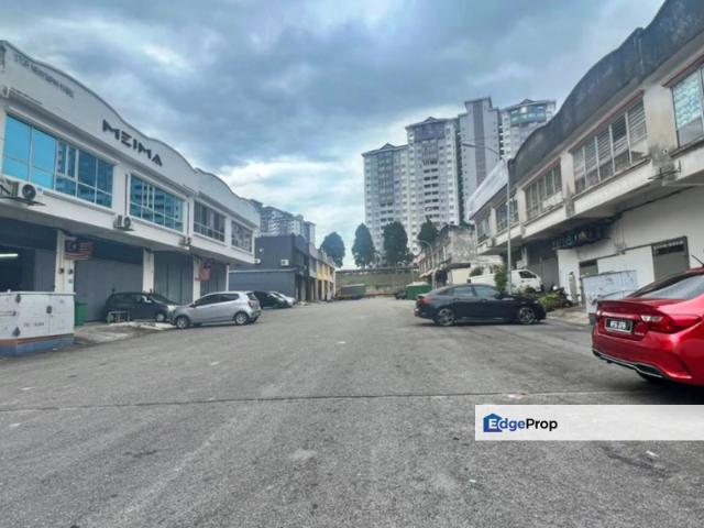 Warehouse for rent in Selayang, Selangor