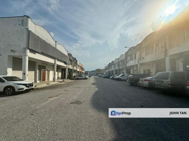 Warehouse for rent in Selayang, Selangor