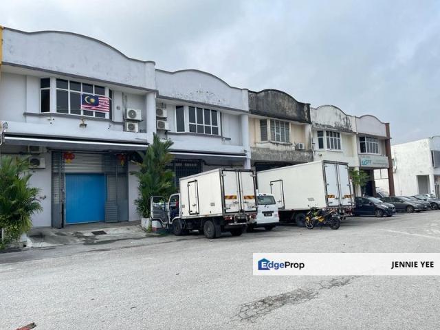 Warehouse for rent in Selayang, Selangor
