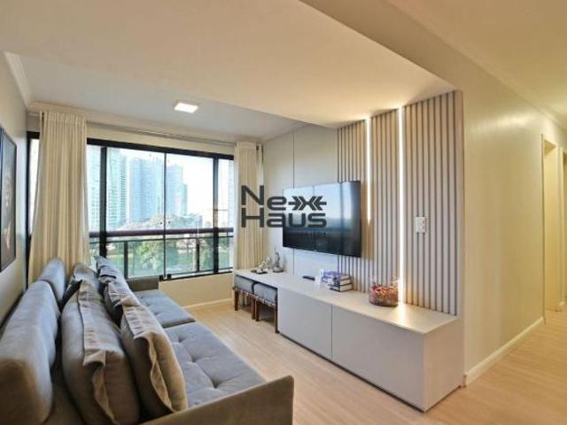 Apartamento venda em Região Geográfica Imediata do Distrito Federal, Região Integrada de Desenvolvimento do Distrito Federal e Entorno