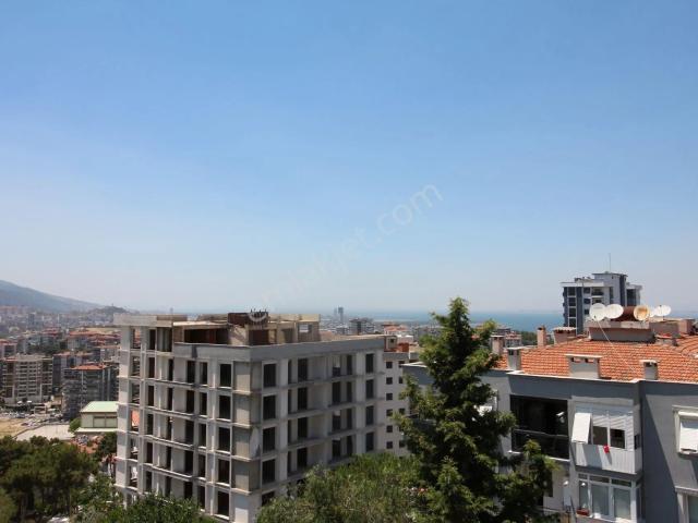 Karabağlar, İzmir içerisinde kiralık mülk