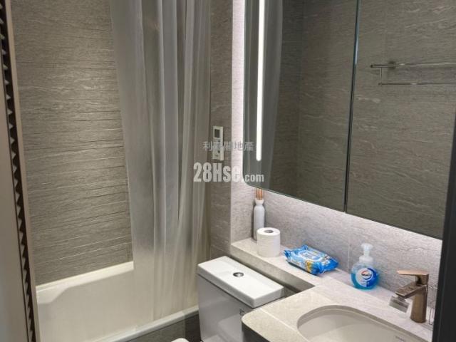 位於 九龍灣 Kowloon Bay, 香港 Hong Kong, 提供 出售 的 公寓