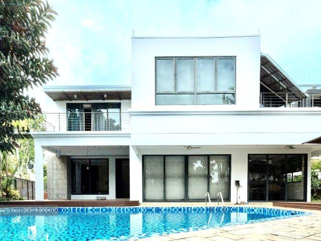 Detached House for sale in Hougang, 19 North East, Hougang