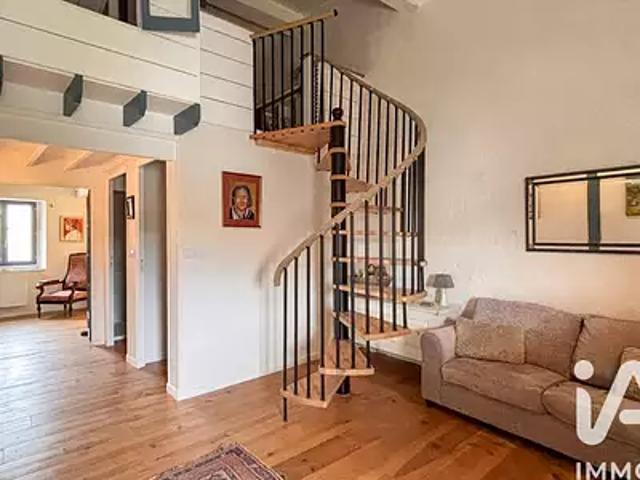 Maison vente à Saint-Jean-d'Angély, Taillebourg