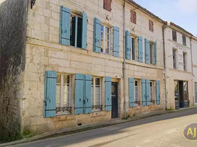 Maison vente à France métropolitaine, Taillebourg