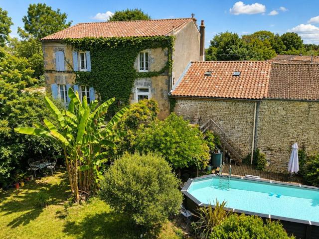 Maison vente à Saint-Jean-d'Angély, Taillebourg