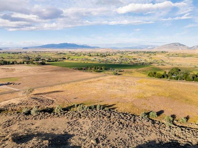 Land for sale in Wyoming