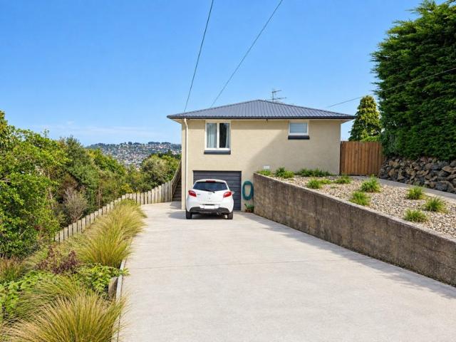 House for rent in Otakou