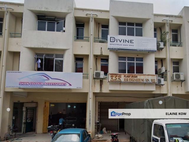 Shop for sale in Petaling, Damansara Damai