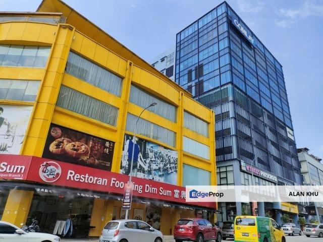 Shop for rent in Petaling, Subang Jaya