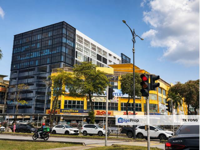 Shop for rent in Petaling, Subang Jaya