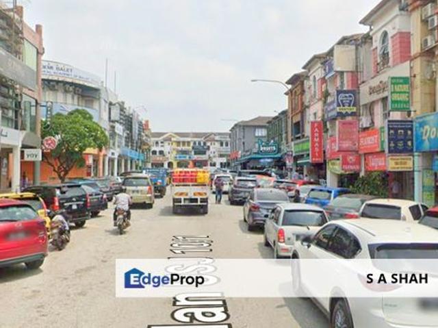 Shop for rent in Petaling, Subang Jaya