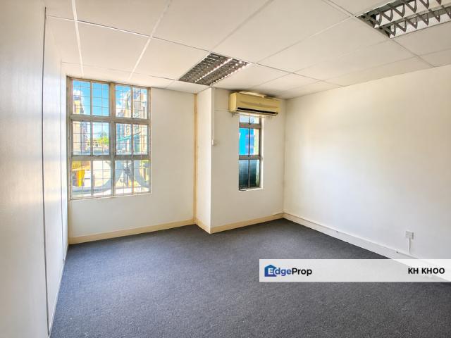 Shop for rent in Petaling, Subang Jaya
