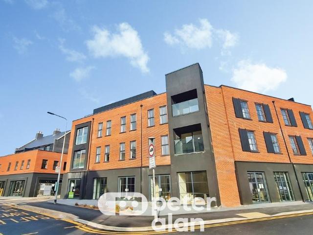 Apartment for rent in Falcon Lodge, Wales
