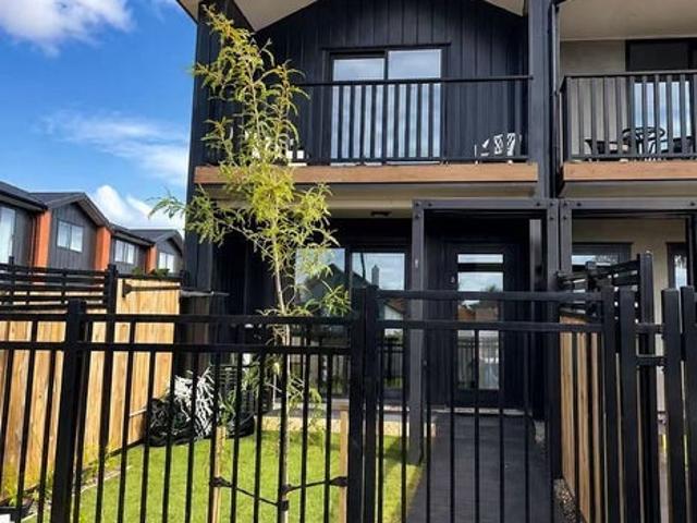Apartment for rent in Days Bay, Wellington
