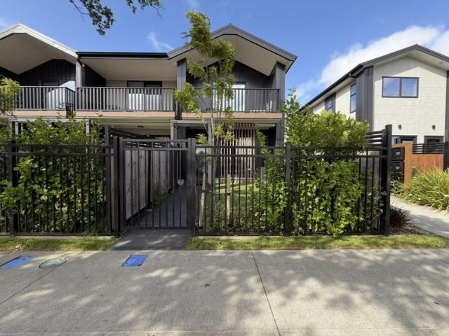 Apartment for rent in Days Bay, Wellington