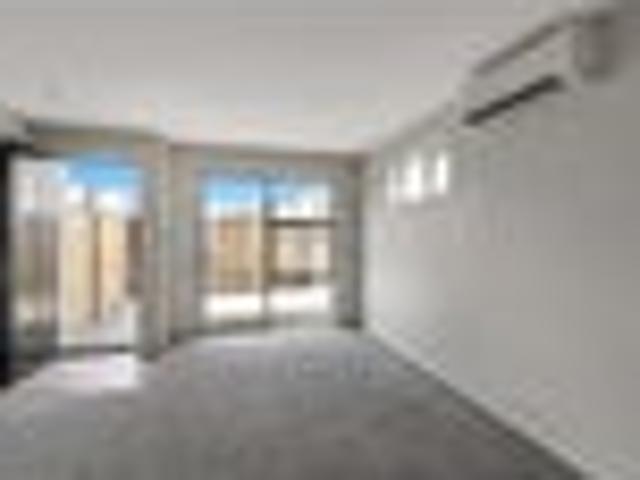 Townhouse for rent in Days Bay, Wellington