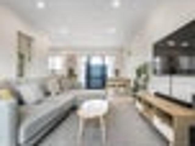 Townhouse for rent in Papakura