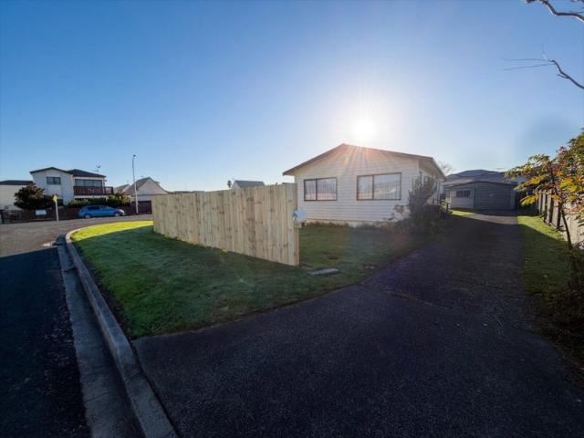 House for rent in Papakura