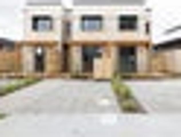 Townhouse for rent in Papakura
