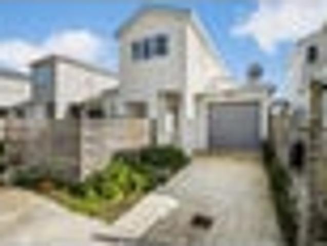 House for rent in Takanini, Papakura