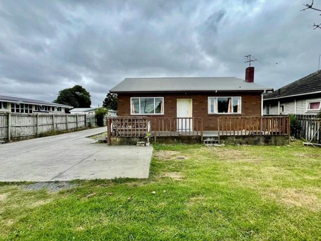 House for rent in Papakura