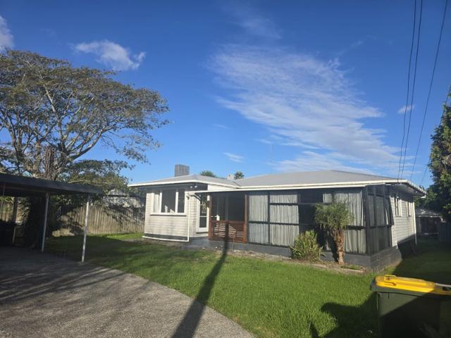 House for rent in Papakura