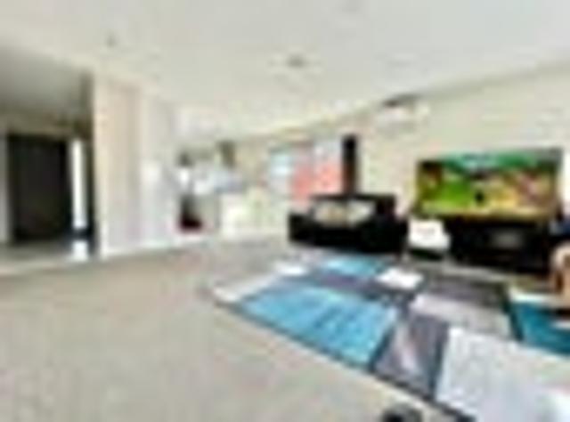 House for rent in Sunline Estate, Papakura
