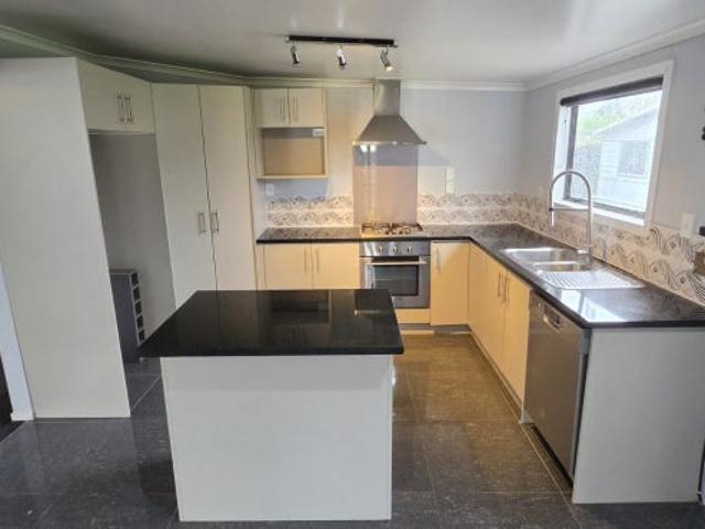 House for rent in Papakura, Oroua County