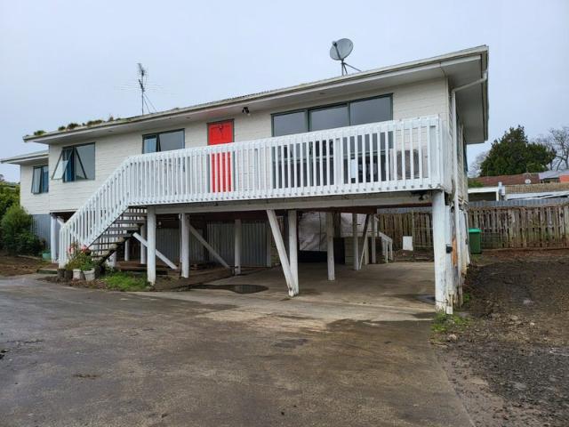 House for rent in Papakura