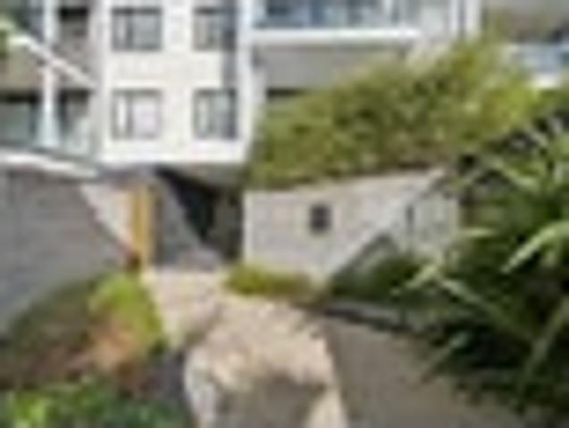 Apartment for rent in Takapuna