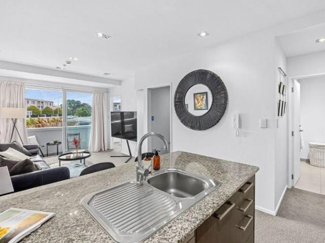 Apartment for rent in Takapuna, Oroua County