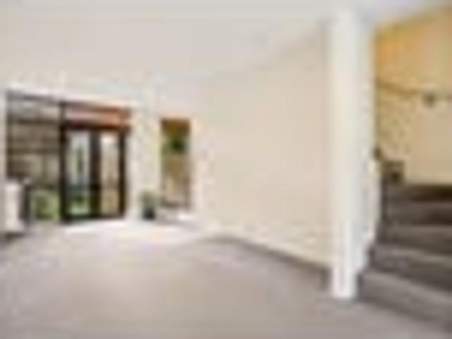 Apartment for rent in Takapuna, Oroua County