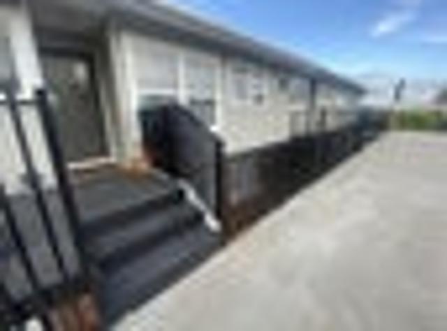 Apartment for rent in Takapuna