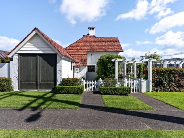 House for rent in Wairau Valley