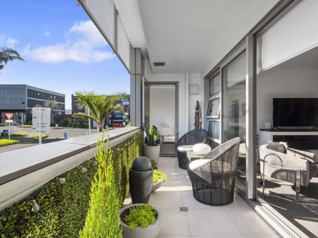 Apartment for rent in Wairau Valley