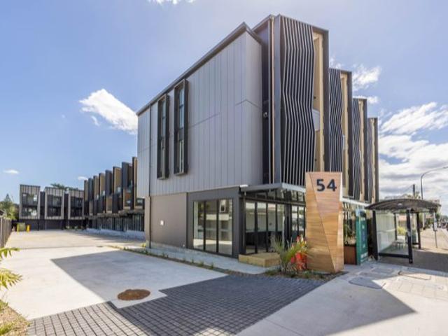 House for rent in Wairau Valley