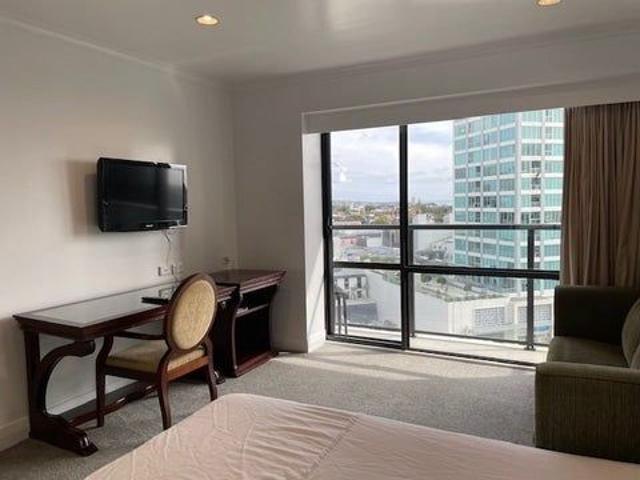 Apartment for rent in Takapuna