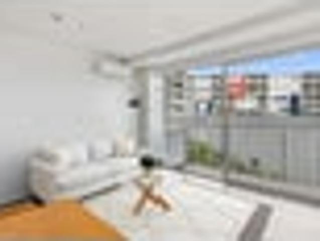 Apartment for sale in Takapuna